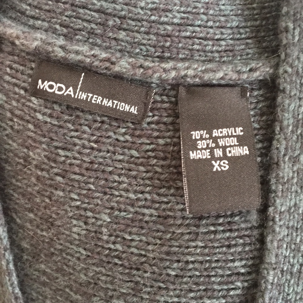 VICTORIA’S SECRET • Gorgeous Sweater Knit Dress - Picture 12 of 16